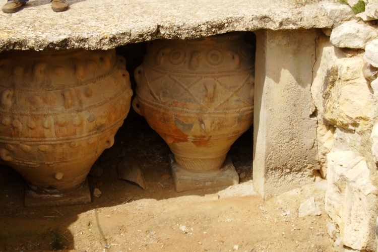 Minoan Jars