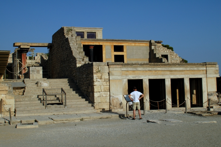 Outside the throne room in Knossos